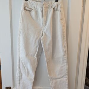 La Maison Simons - Twik Tapered Leg Mom Jean Old School Fit Ivory Size 28
